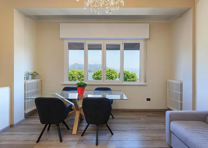 Hotel Italia 1 - By Impero House Rent Stresa